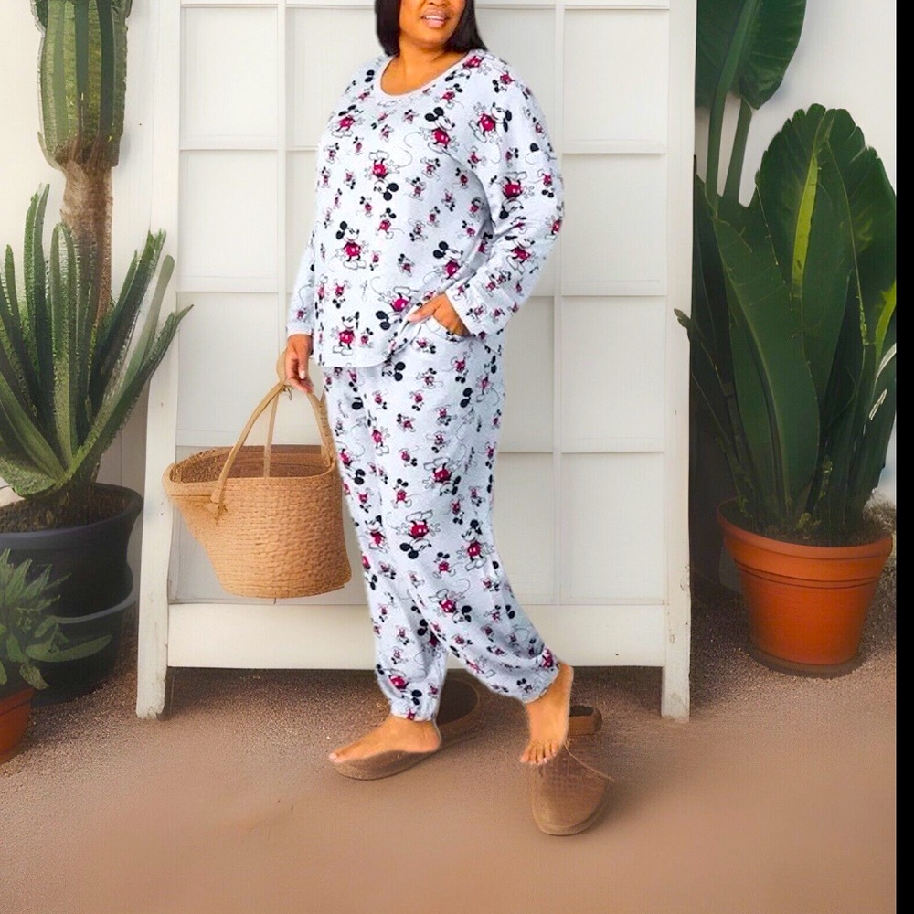 Disney WarnerBrothrs Rayon 2Pc Mickey Mouse LS Top  & Pocket Pant lounge Outfit